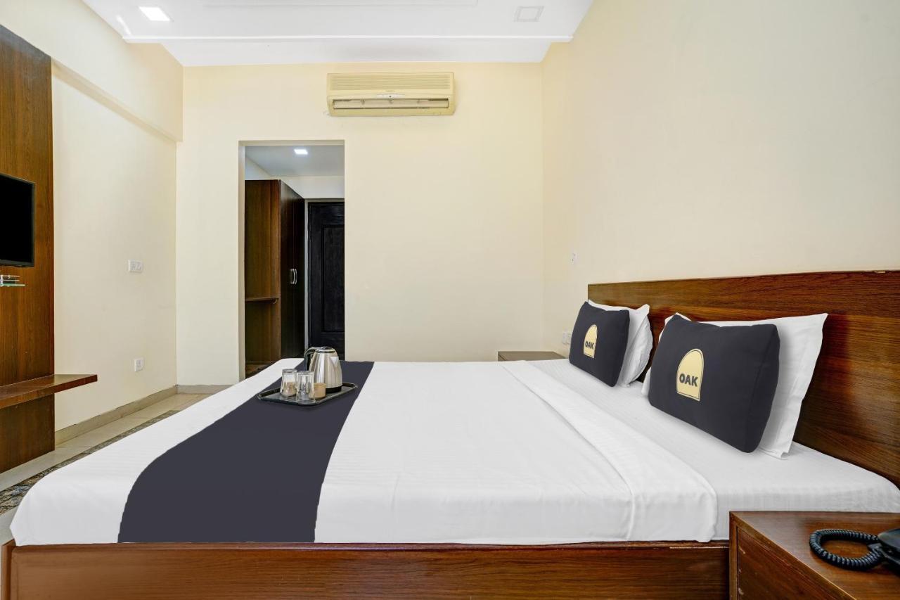 Townhouse Oak Hotel Rama Nashik Luaran gambar
