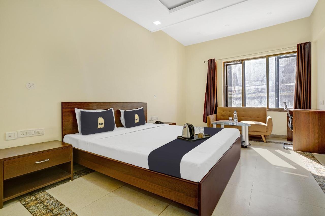 Townhouse Oak Hotel Rama Nashik Luaran gambar