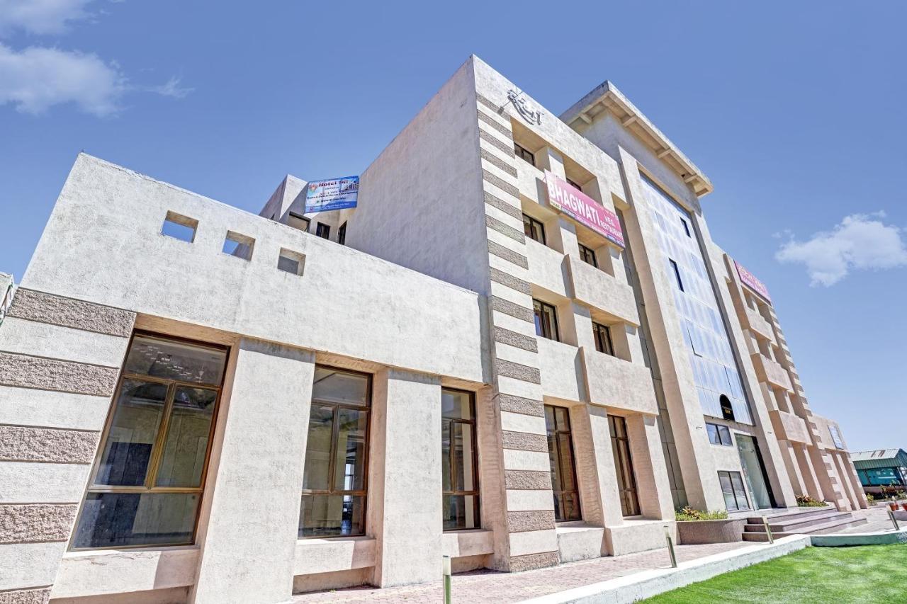 Townhouse Oak Hotel Rama Nashik Luaran gambar
